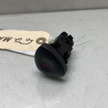 Bouton de warning RENAULT CLIO 2 Photo n°1