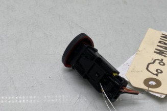 Bouton de warning RENAULT CLIO 2