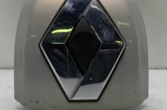 Bouton de coffre RENAULT CLIO 2 Photo n°1