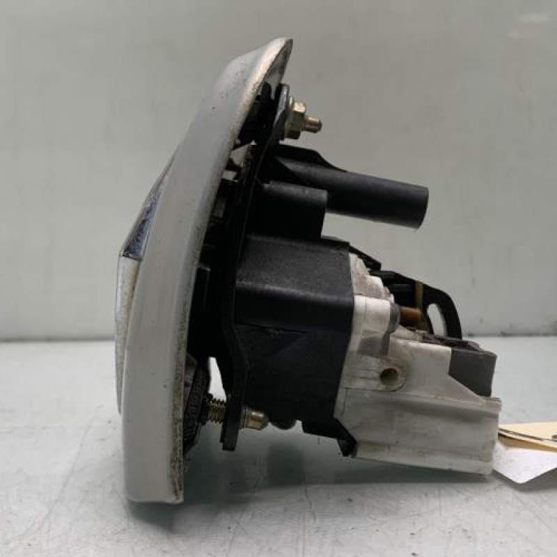 Bouton de coffre RENAULT CLIO 2 Photo n°2