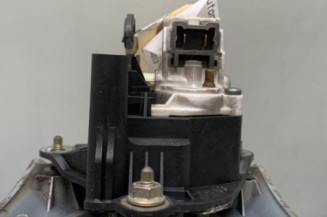 Bouton de coffre RENAULT CLIO 2