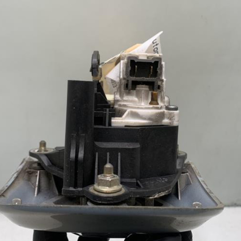 Bouton de coffre RENAULT CLIO 2 Photo n°4