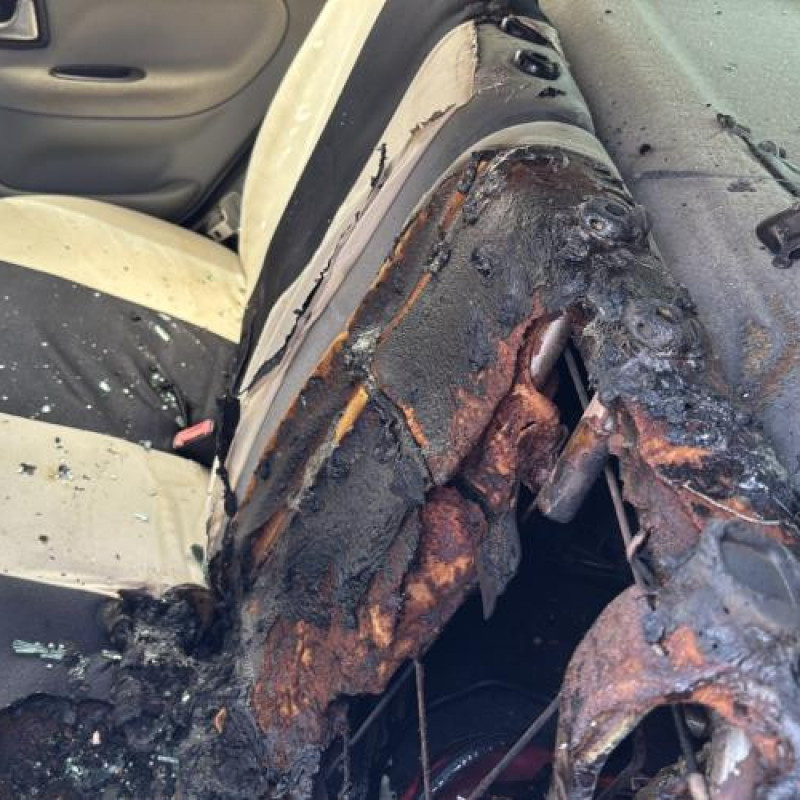 Bouton de coffre RENAULT CLIO 2 Photo n°14