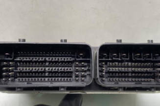 Calculateur moteur PEUGEOT 208 1