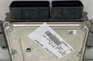 Calculateur moteur PEUGEOT 208 1