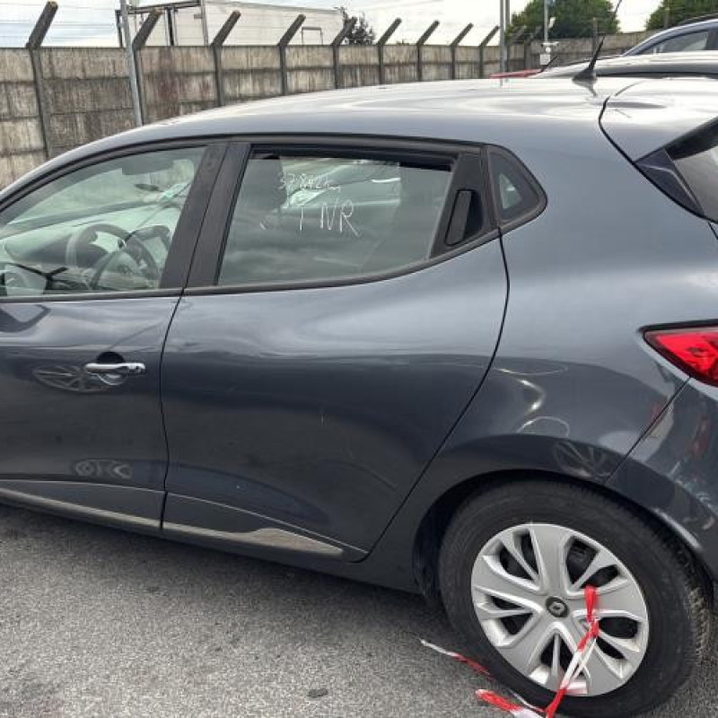 Calculateur moteur RENAULT CLIO 4 Photo n°10