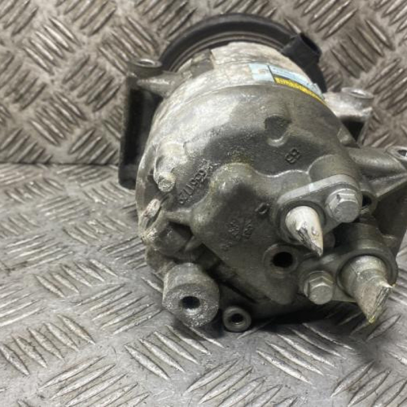 Compresseur clim RENAULT SCENIC 2 Photo n°3