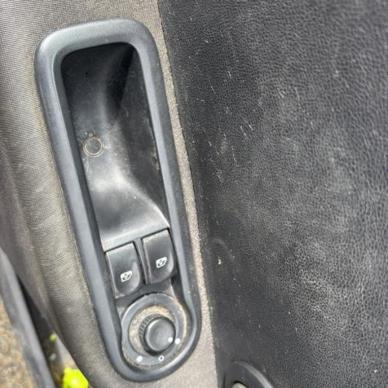 Boitier UPC RENAULT CLIO 3 Photo n°13