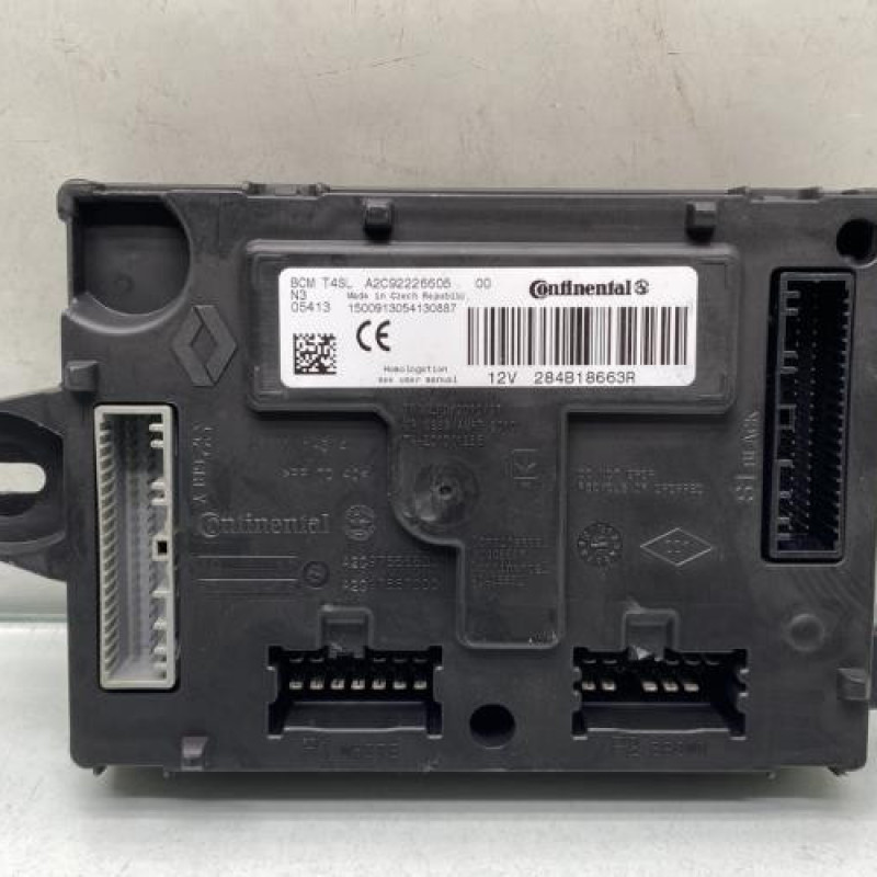 Boitier UCH RENAULT CLIO 4 Photo n°1