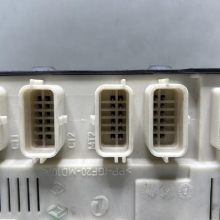 Boitier USM  RENAULT LAGUNA 3