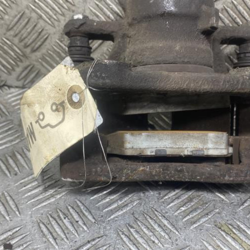 Etrier avant gauche (freinage) RENAULT MODUS Photo n°5