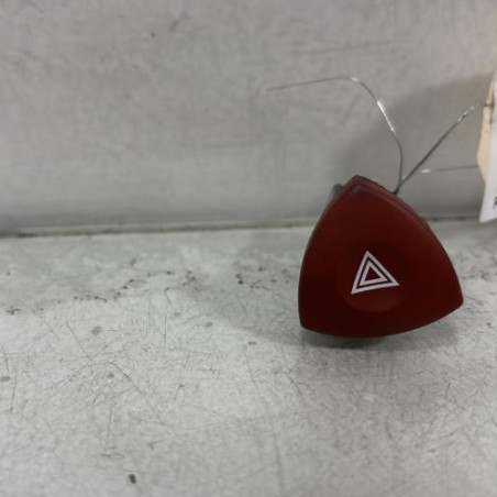 Bouton de warning RENAULT ESPACE 4 Photo n°1