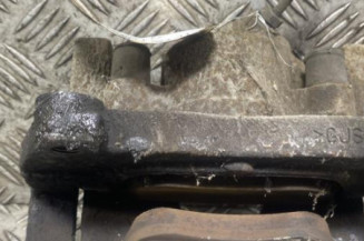 Etrier avant droit (freinage) RENAULT LAGUNA 3