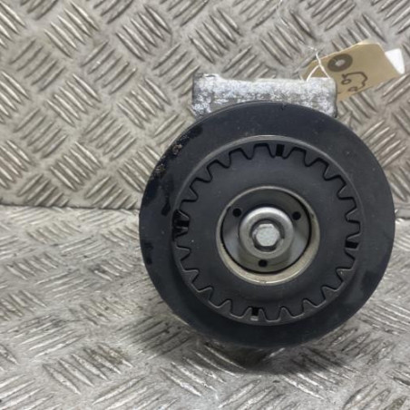 Compresseur clim PEUGEOT 308 2 Photo n°1