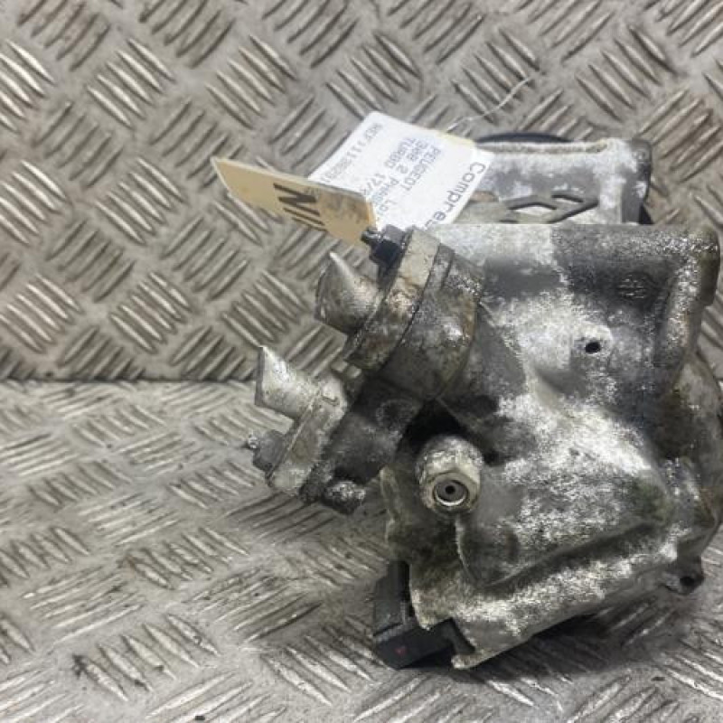 Compresseur clim PEUGEOT 308 2 Photo n°4