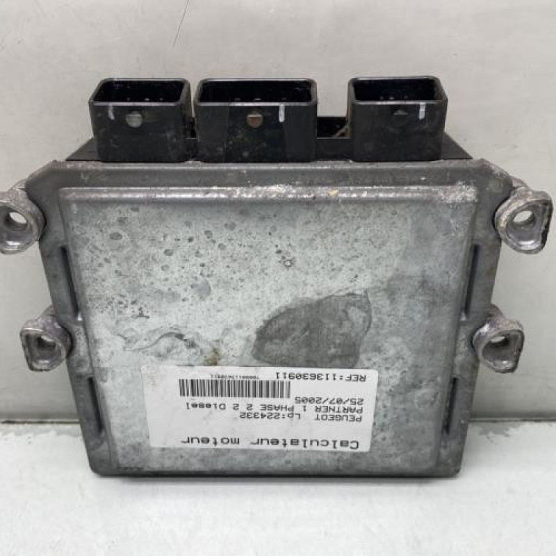 Calculateur moteur PEUGEOT PARTNER 1 Photo n°4