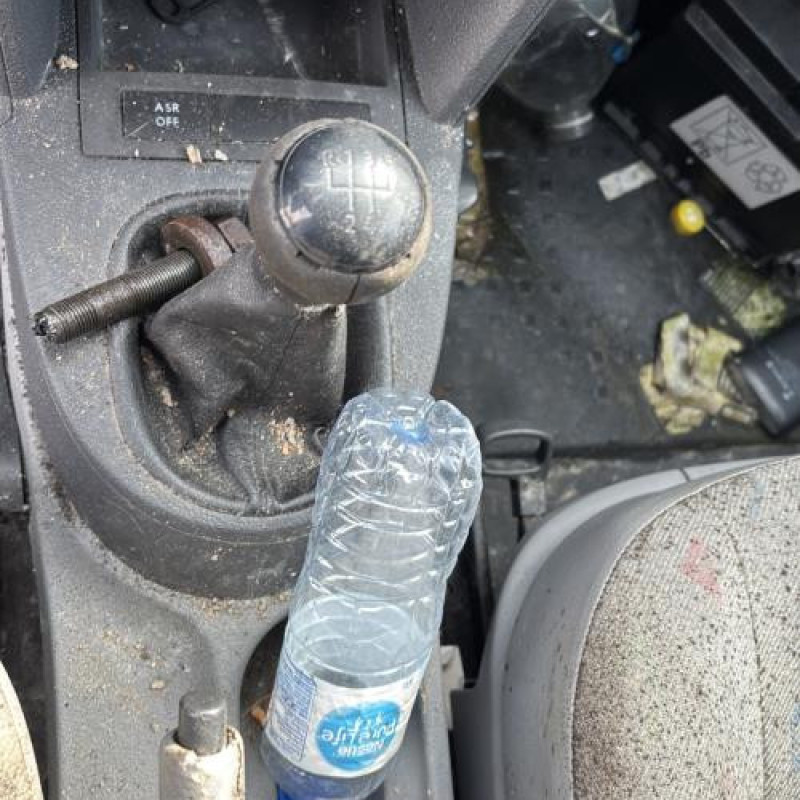 Bloc ABS (freins anti-blocage) VOLKSWAGEN CADDY 3 Photo n°18