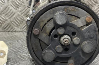 Compresseur clim VOLKSWAGEN CADDY 3 Photo n°1