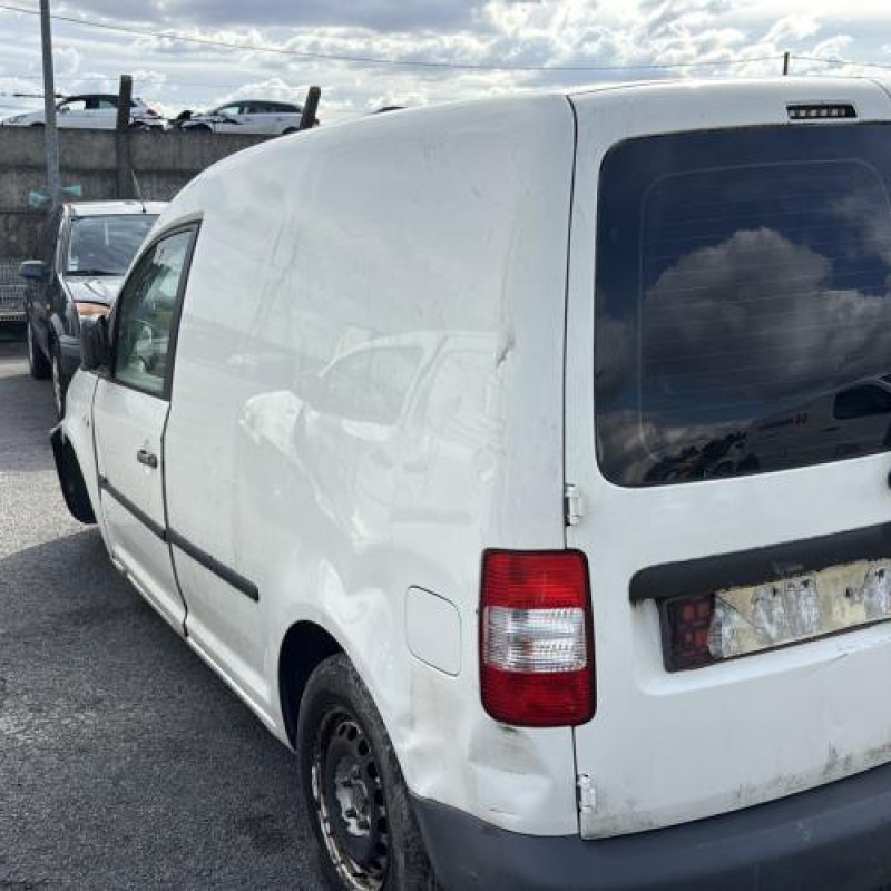 Compresseur clim VOLKSWAGEN CADDY 3 Photo n°8