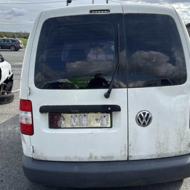 Compresseur clim VOLKSWAGEN CADDY 3 Photo n°9