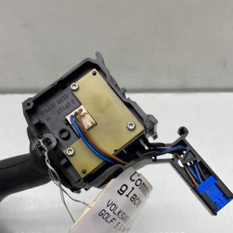 Commodo d'essuie glaces VOLKSWAGEN GOLF 5 Photo n°3