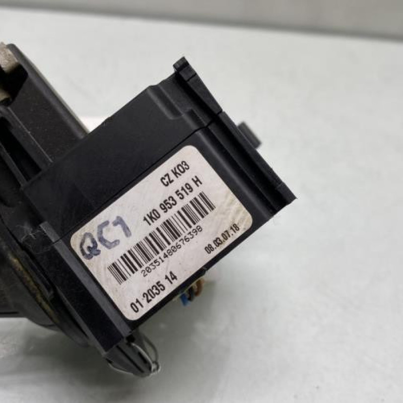 Commodo d'essuie glaces VOLKSWAGEN GOLF 5 Photo n°4