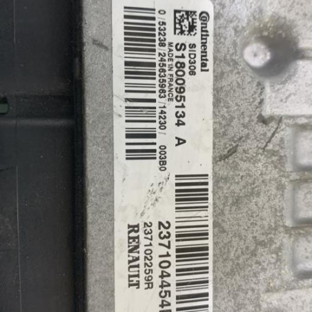 Calculateur moteur DACIA DUSTER 1