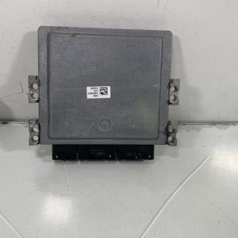 Calculateur moteur DACIA DUSTER 1 Photo n°4