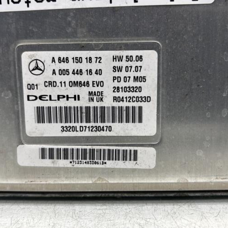 Calculateur moteur MERCEDES CLASSE C 204 Photo n°5