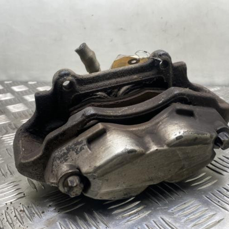 Etrier avant droit (freinage) MERCEDES CLASSE CLS 219 Photo n°1