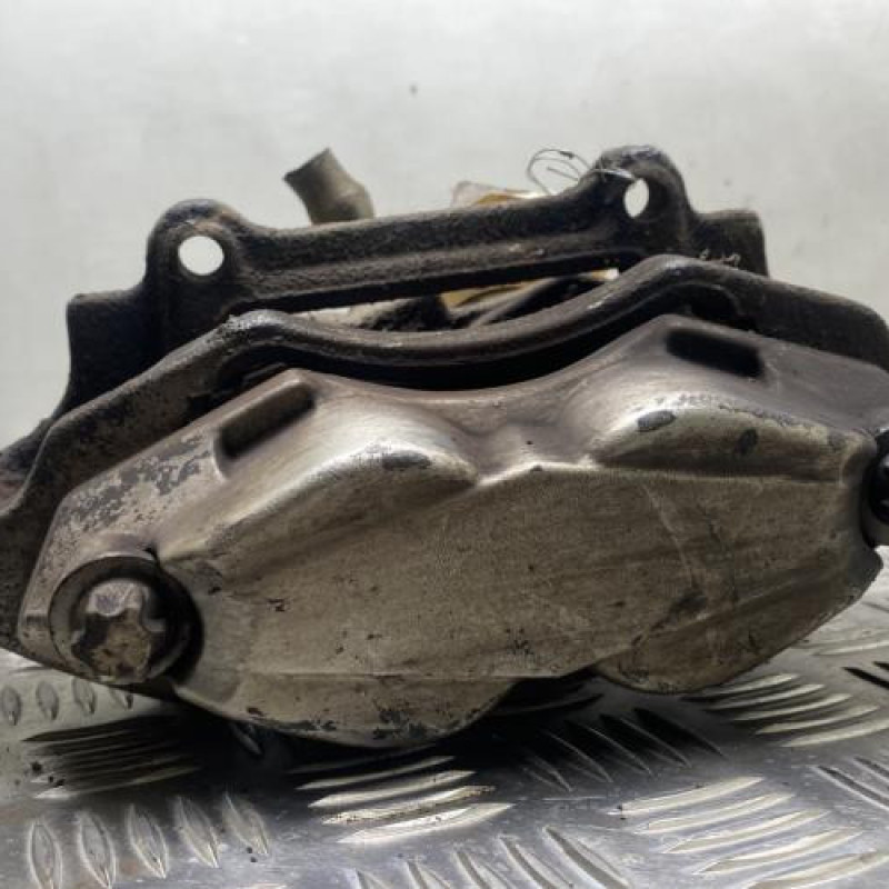 Etrier avant droit (freinage) MERCEDES CLASSE CLS 219 Photo n°2