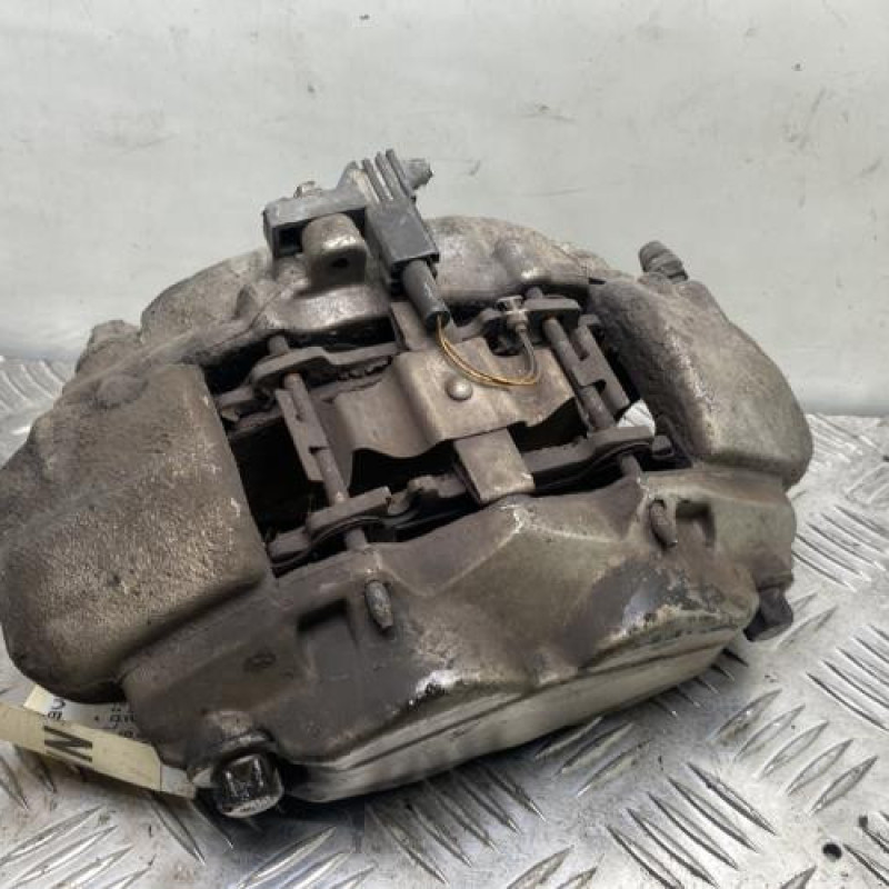 Etrier avant droit (freinage) MERCEDES CLASSE CLS 219 Photo n°4