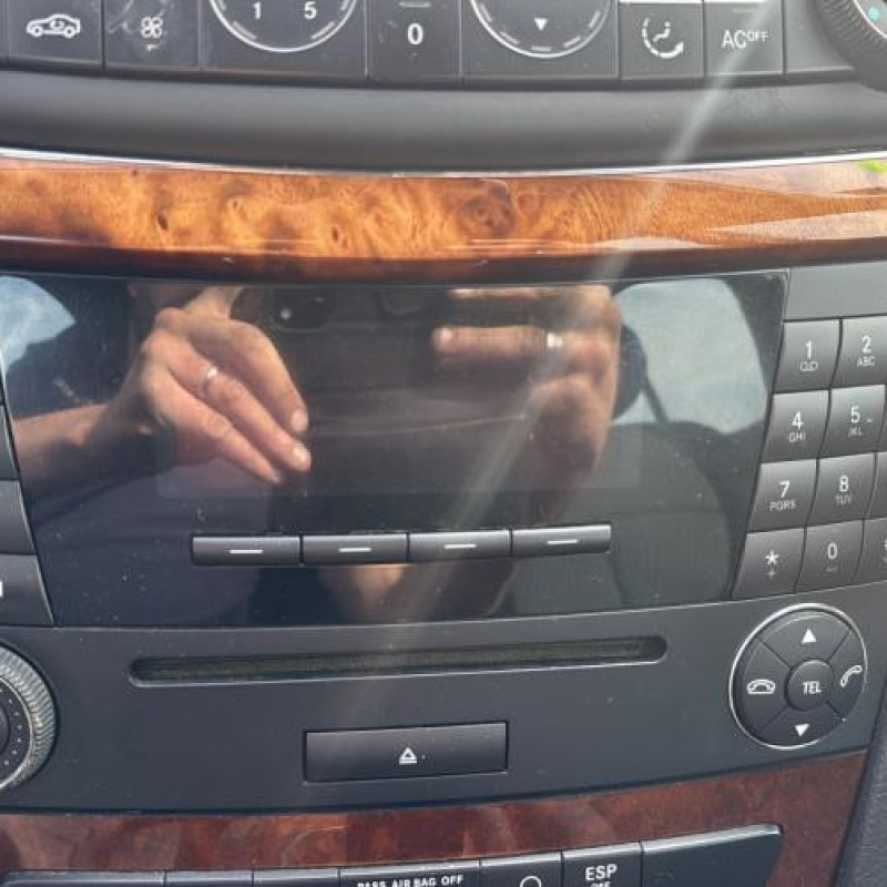 Bloc ABS (freins anti-blocage) MERCEDES CLASSE E 211 Photo n°17