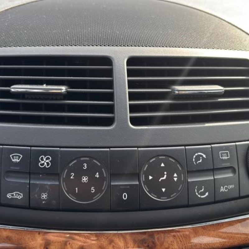 Bloc ABS (freins anti-blocage) MERCEDES CLASSE E 211 Photo n°18