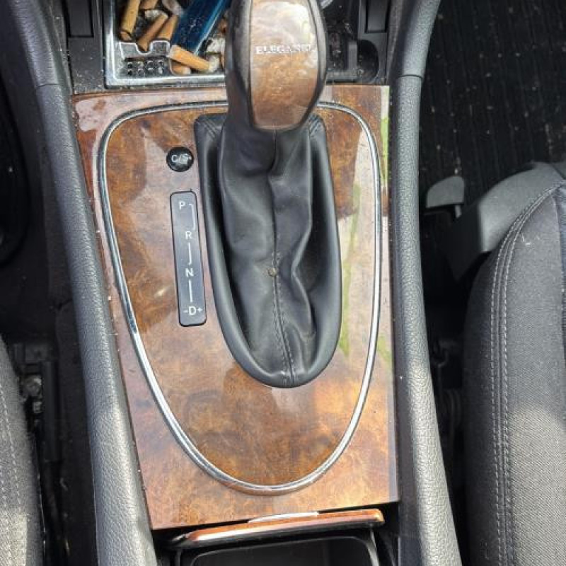 Bloc ABS (freins anti-blocage) MERCEDES CLASSE E 211 Photo n°20