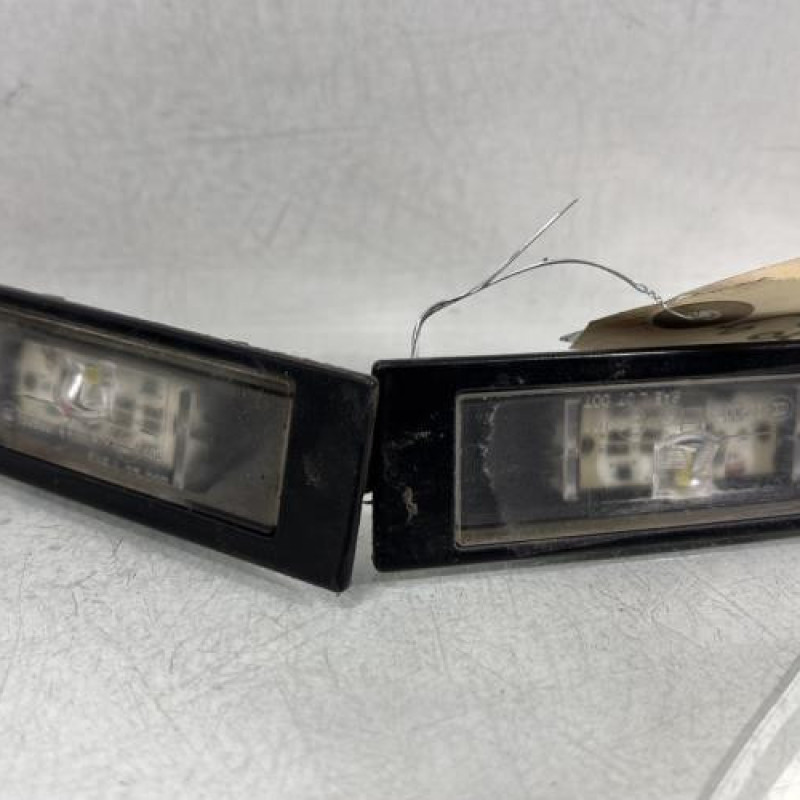 Eclairage de plaque BMW SERIE 1 F20 Photo n°2