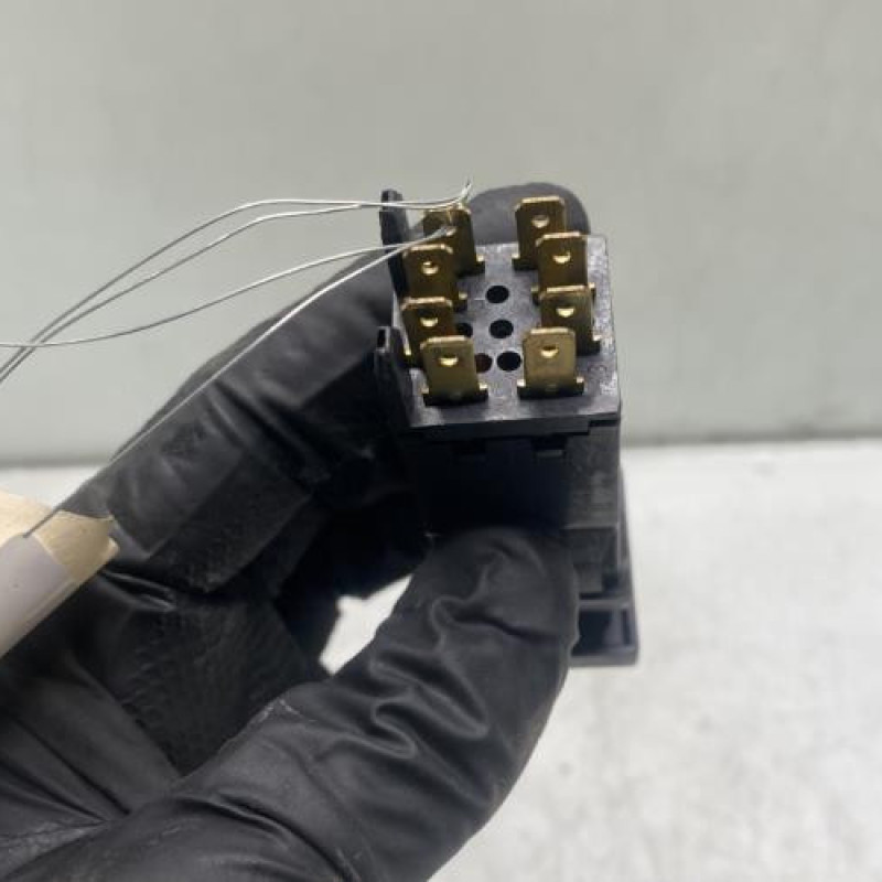 Bouton de warning CITROEN SAXO Photo n°3