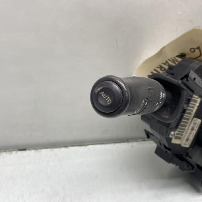 Com (Bloc Contacteur Tournant+Commodo Essuie Glace+Commodo Phare) RENAULT MEGANE 2 Photo n°2