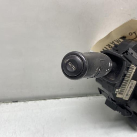 Com (Bloc Contacteur Tournant+Commodo Essuie Glace+Commodo Phare) RENAULT MEGANE 2