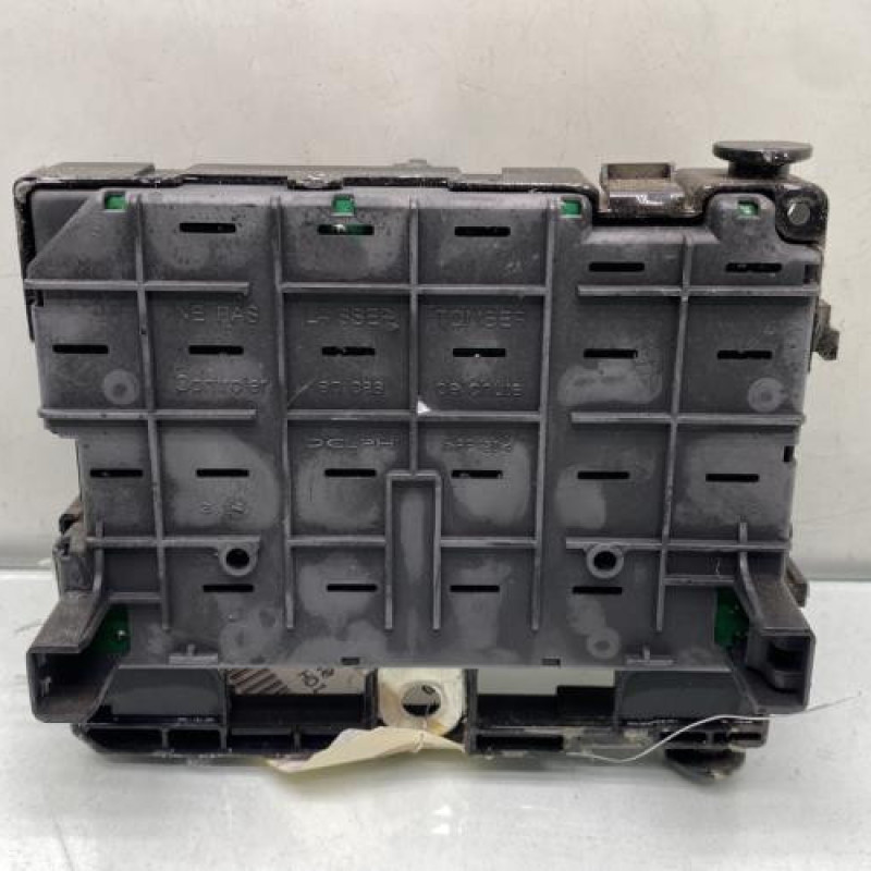 Boitier servitude moteur (BSM) PEUGEOT 206 Photo n°3