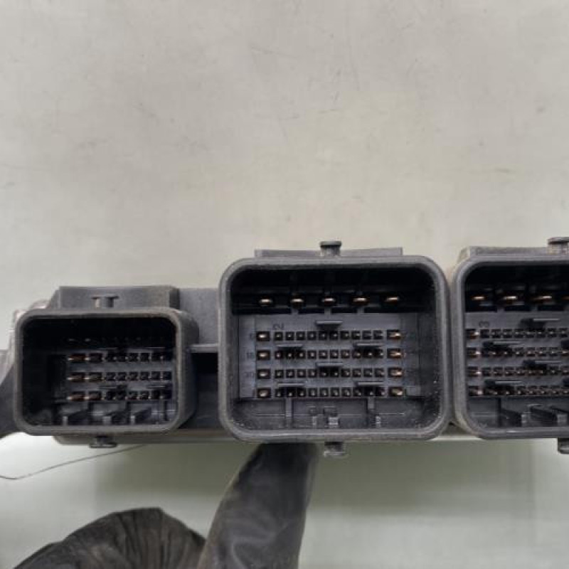 Calculateur moteur CITROEN DS3 Photo n°3