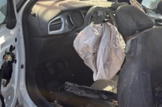 Calculateur moteur CITROEN DS3