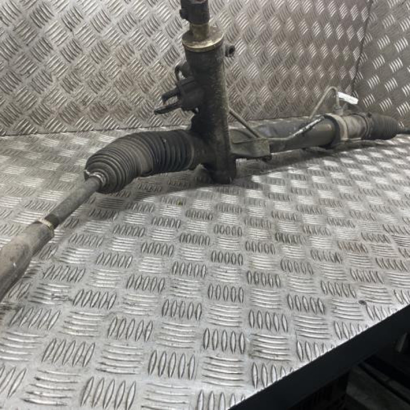 Cremaillere assistee MERCEDES VITO 639 Photo n°1