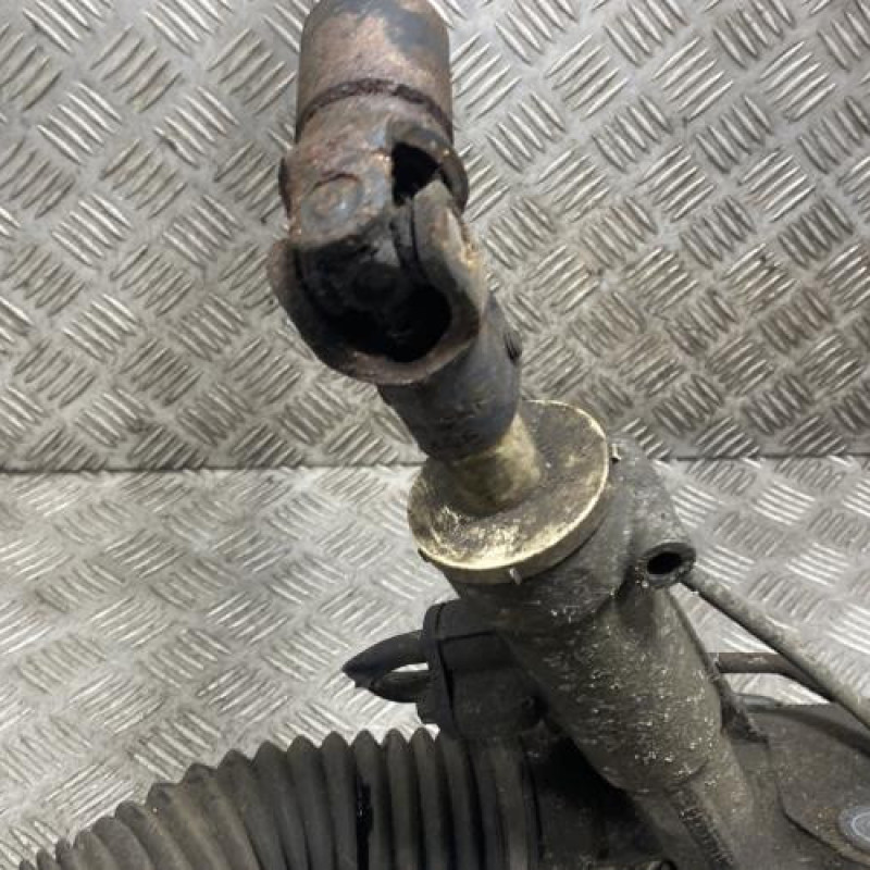 Cremaillere assistee MERCEDES VITO 639 Photo n°4