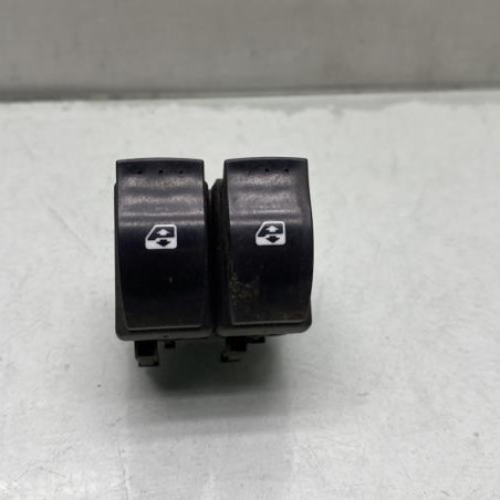 Interrupteur de leve vitre avant gauche RENAULT TRAFIC 2 Photo n°1