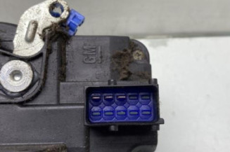 Serrure avant droit RENAULT TRAFIC 2