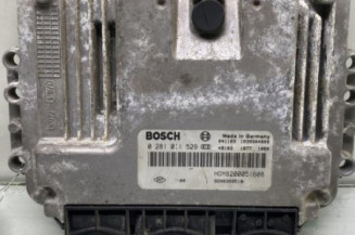 Calculateur moteur RENAULT TRAFIC 2 Photo n°1