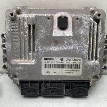 Calculateur moteur RENAULT TRAFIC 2 Photo n°1