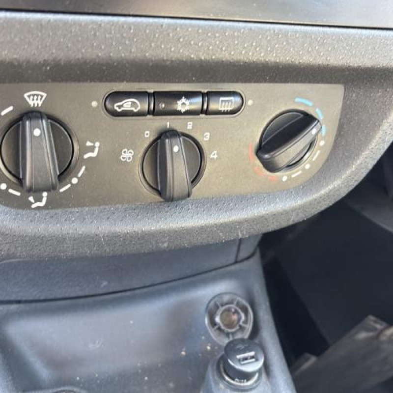 Bloc ABS (freins anti-blocage) CITROEN C2 Photo n°13