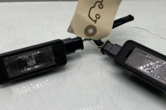 Eclairage de plaque PEUGEOT 2008 1 Photo n°1